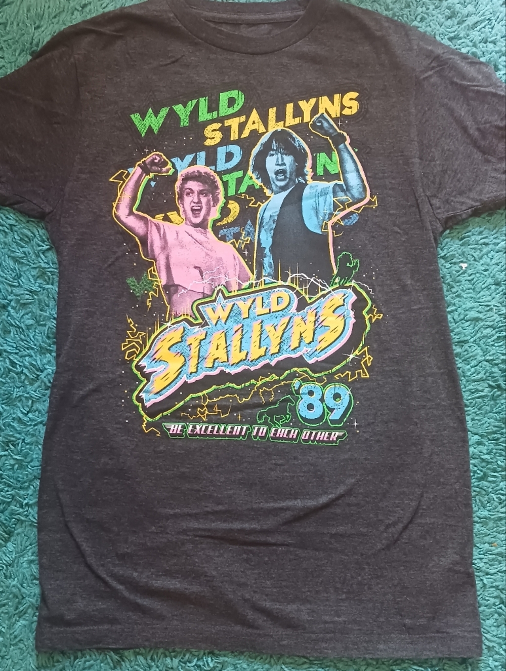 Bill & Ted's Excellent Adventue "Wyld Stallyns Rule" Charcoal T-Shirt | Size S